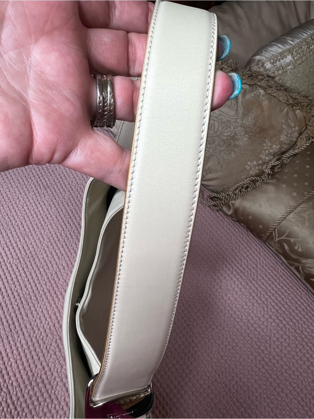 Salvatore Ferragamo Vara/Vala Ivory Canvas Hobo Shoulder Bag AU-21 8194 - Picture 12 of 12